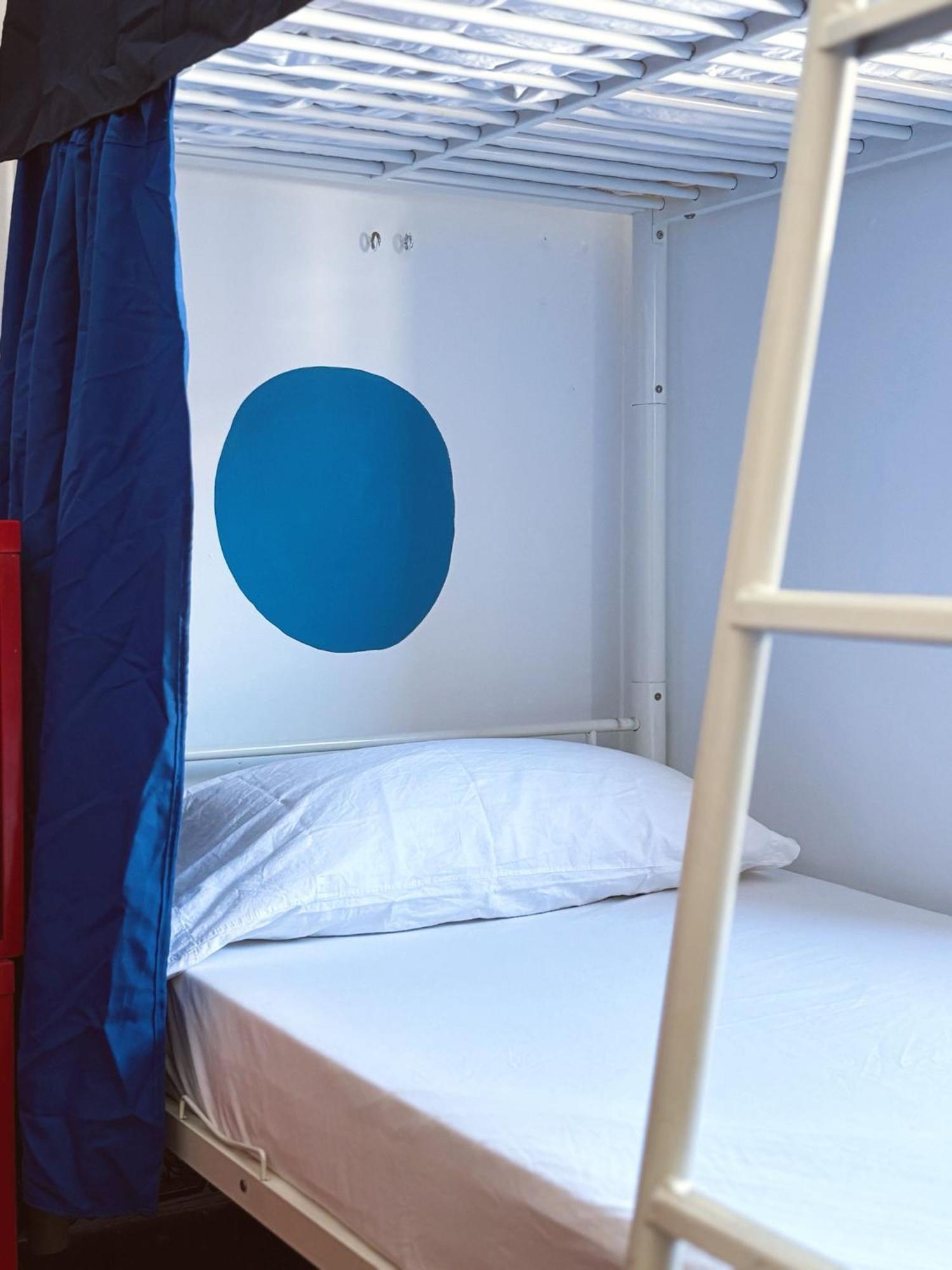 Bed 4-Bed Mixed Dormitory Room